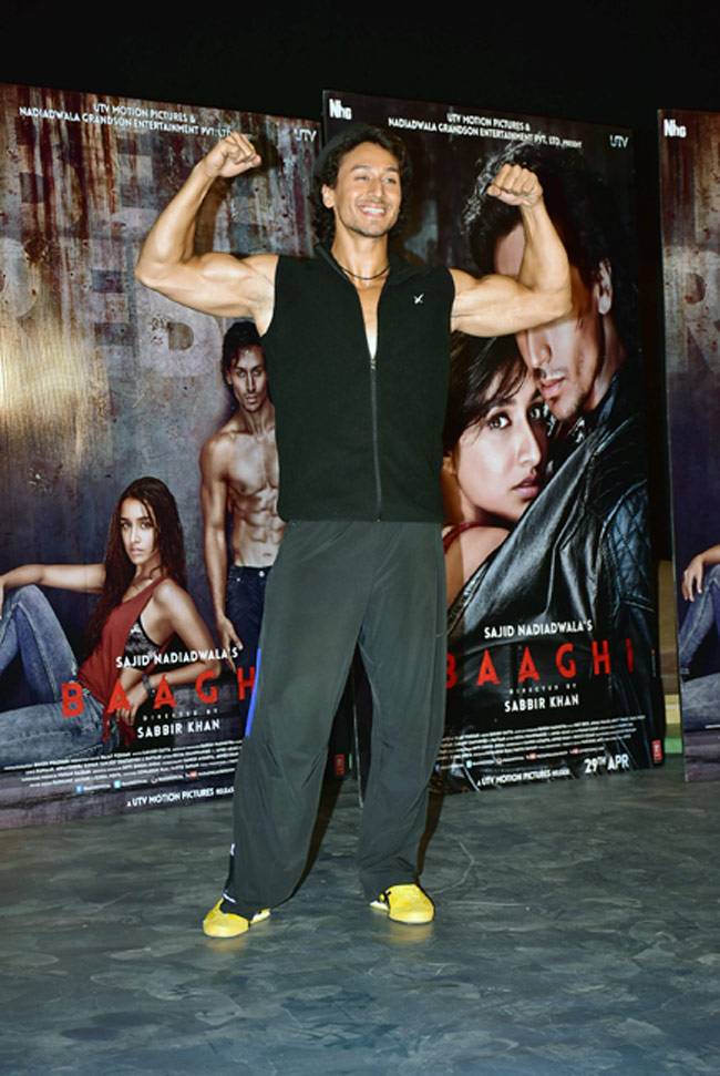 टाइगर ने श्रद्धा कपूर को ऐसे सीखाया कुंग फू!