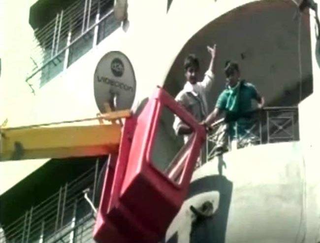 भिवंडी में चार मंजिला इमारत में आग की भयावह तस्वीरें