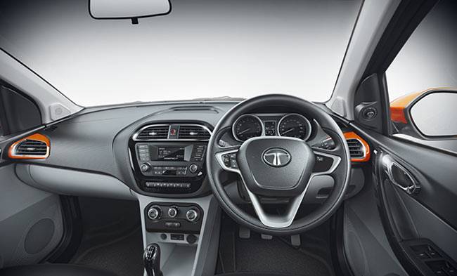 Tata Tiago हुई लॉन्च, तस्वीरों में देखें इसमें क्या है खास