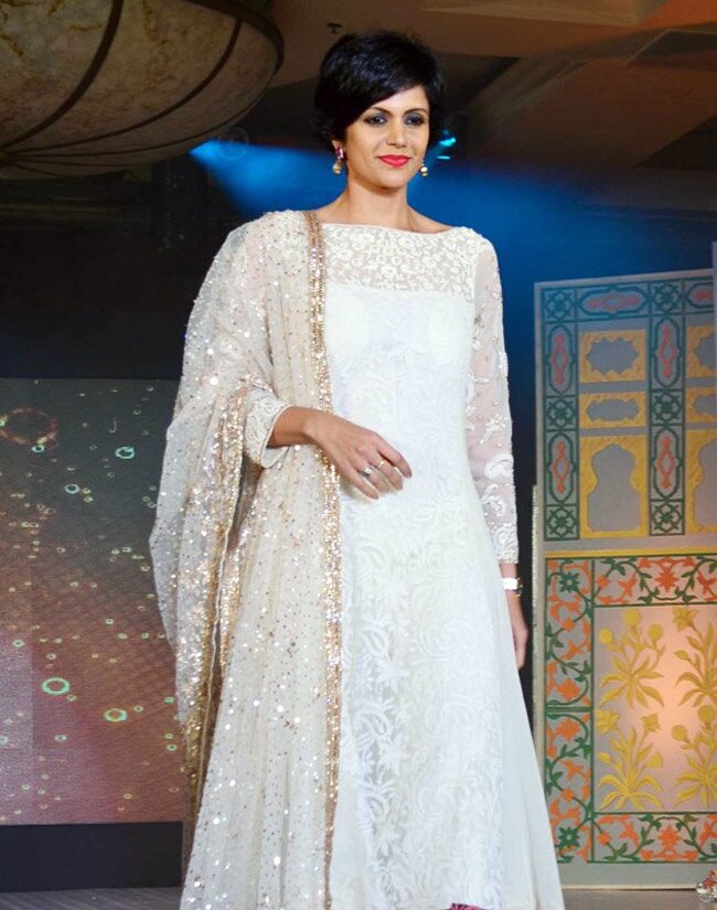 क्रिकेट, ग्लैमर और फैशन दीवा मंदिरा बेदी को जन्‍मदिन मुबारक