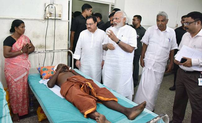 केरल मंदिर हादसा: मौके पर पहुंचे PM मोदी