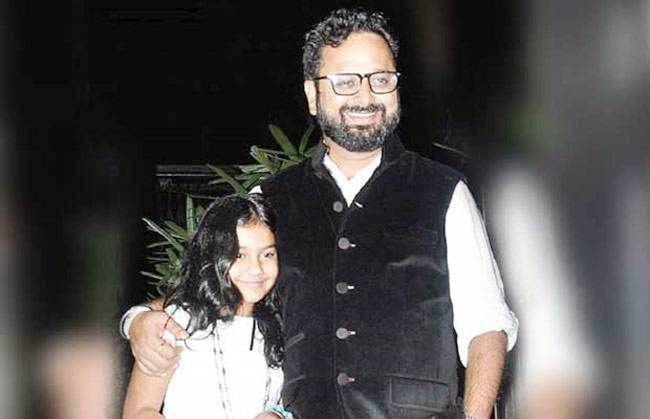 इन बॉलीवुड स्टार्स ने बच्चों को Adopt कर मिसाल की कायम