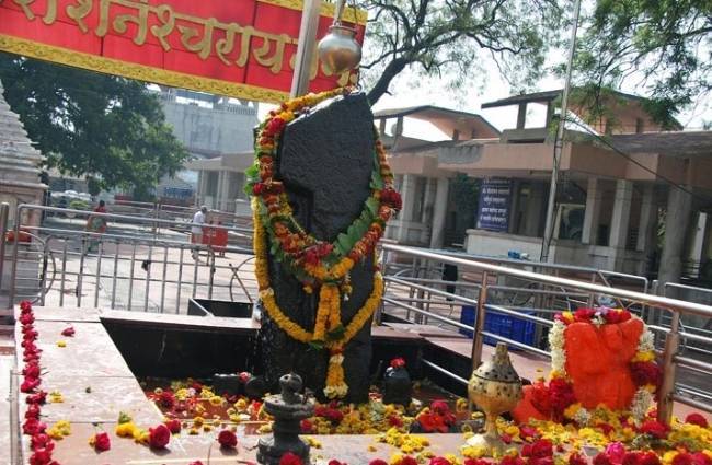 1 अप्रैल 2016: तस्वीरों में देखें दिनभर की बड़ी खबरें