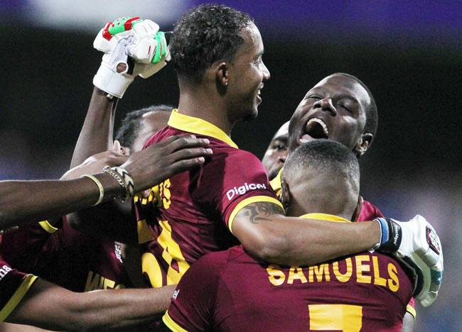 WT20: गेंदबाजों के घटिया प्रदर्शन से हारा भारत, वेस्टइंडीज फाइनल में