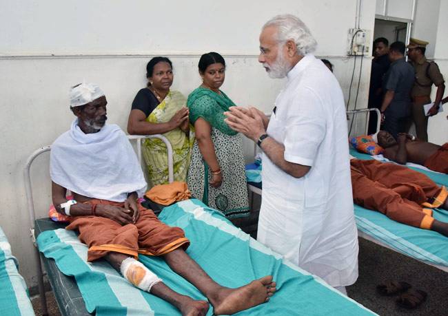 केरल मंदिर हादसा: मौके पर पहुंचे PM मोदी