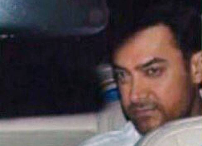 शाहरुख के घर Apple के CEO टिम कुक से मिलने पहुंचा बॉलीवुड