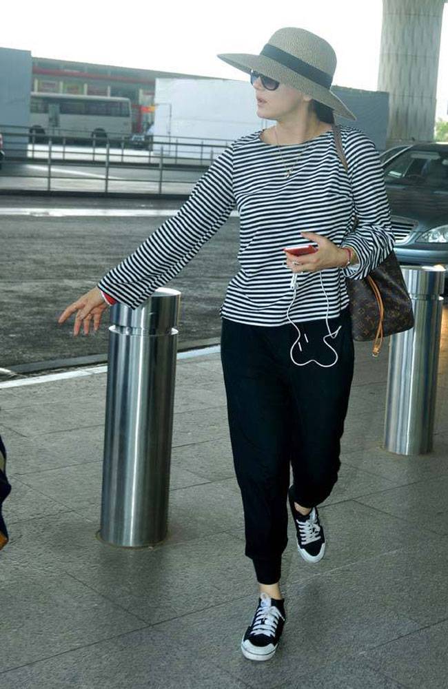 पति जीन गुडइनफ के साथ ताज का दीदार करने पहुंची प्रीति जिंटा