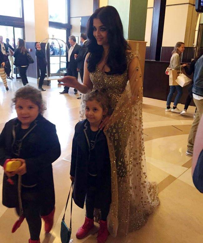 कान फेस्टिवल में ऐश्वर्या का छाया सुनहरा जादू