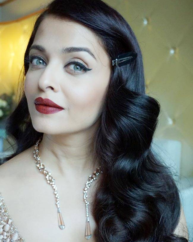 कान फेस्टिवल में ऐश्वर्या की बैक स्टेज तस्वीरें आईं सामने