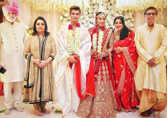 मिस ना करें बिपाशा-करण की ग्रैंड वेडिंग की ये तस्वीरें