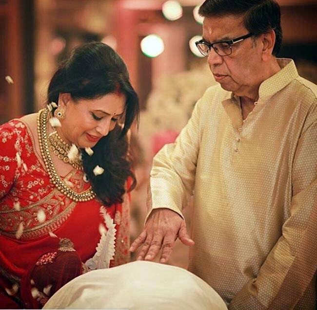 मिस ना करें बिपाशा-करण की ग्रैंड वेडिंग की ये तस्वीरें