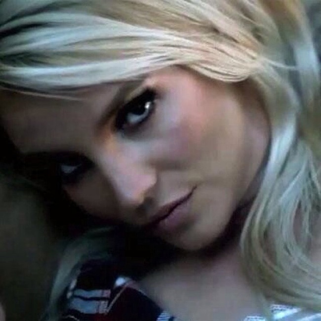 हॉलीवुड बालाओं की Selfie का जुदा अंदाज