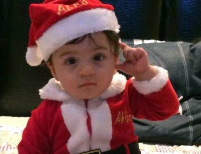 3 साल का हो गया अबराम देखें Awwww so cute तस्वीरें