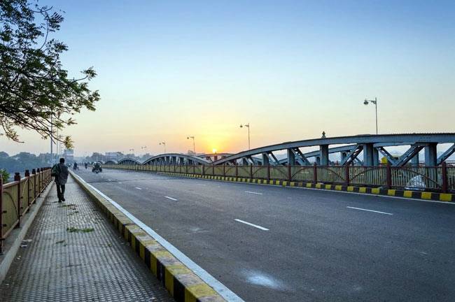 देश के 10 ऐसे शहर जहां से होगी अच्छे करियर की शुरुआत