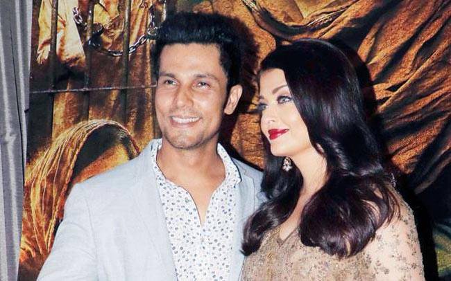 'सरबजीत' की सक्सेस पार्टी में ऐश्वर्या राय और रणदीप हुड्डा