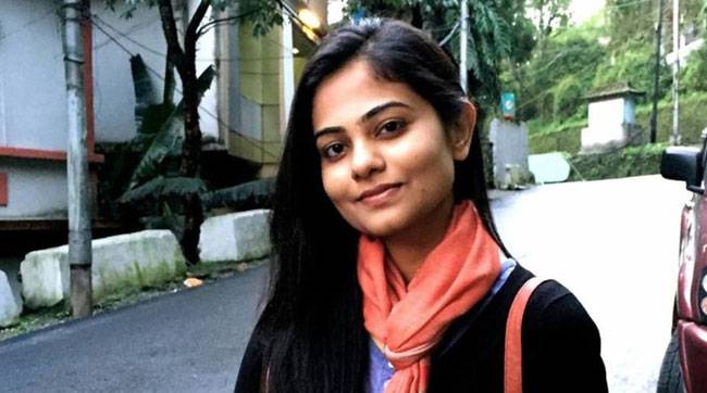 UPSC पास करने वालों की हर कहानी में छिपी है प्रेरणा