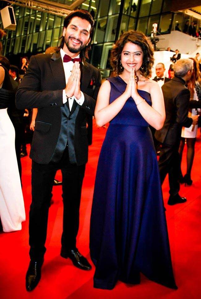 साड़ी नहीं, गाउन पहने कान फेस्टिवल में दिखीं 'बालिका वधू'