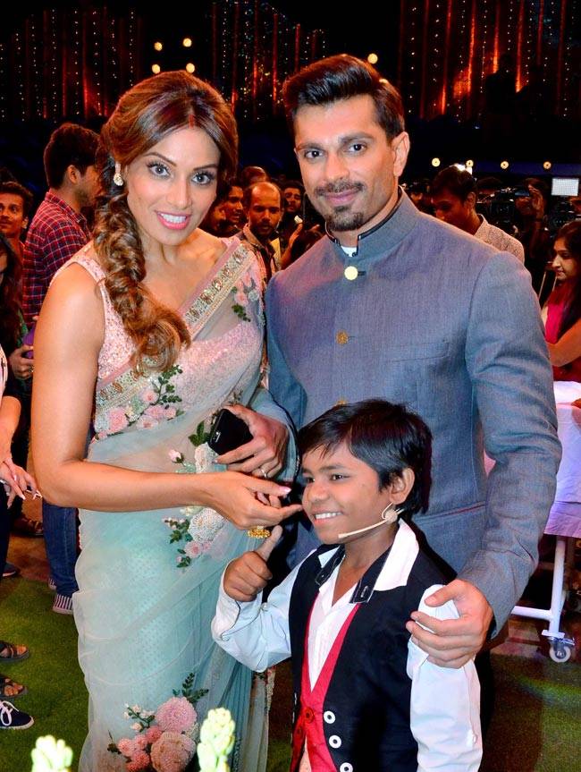 कपिल शर्मा के शो में बिपाशा के लिए 'रिक्शावाला' बने करण ग्रोवर