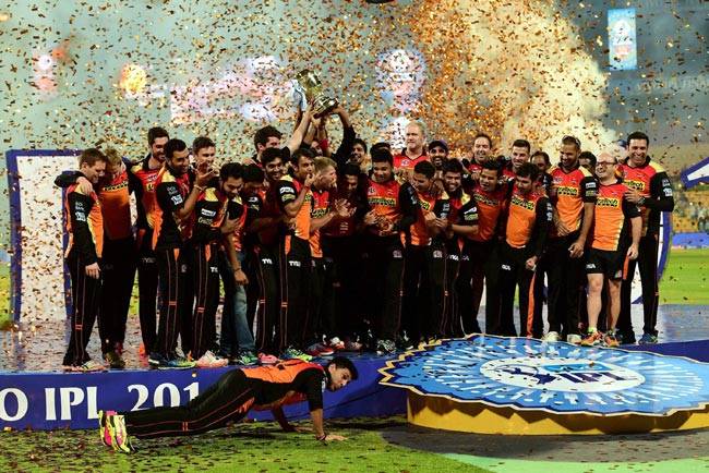 IPL-9 का चैंपियन बना हैदराबाद, फाइनल में एक बार फिर पिटा बैंगलोर