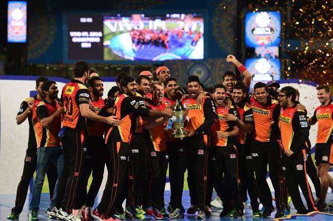 IPL-9 का चैंपियन बना हैदराबाद, फाइनल में एक बार फिर पिटा बैंगलोर