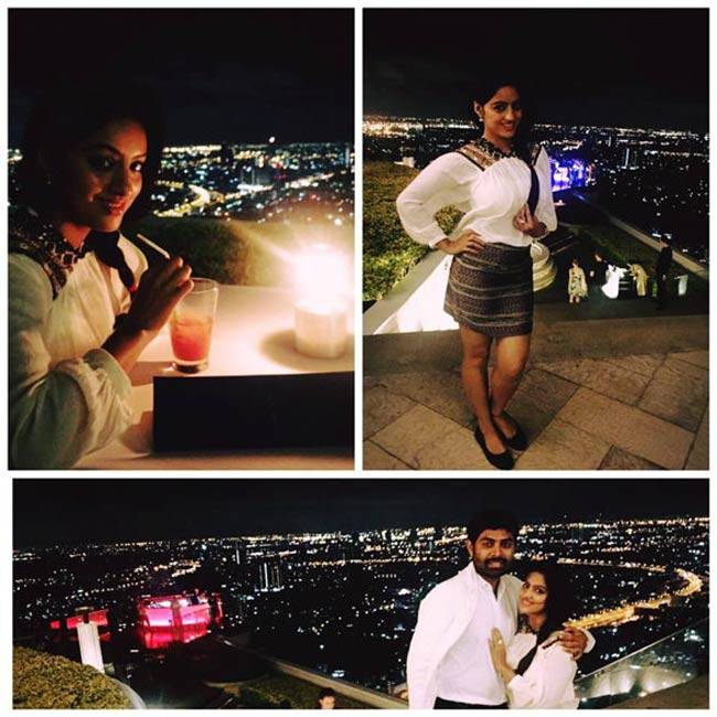 देखें पति के साथ एनि‍वर्सरी मना रही संध्या बींदणी की तस्वीरें