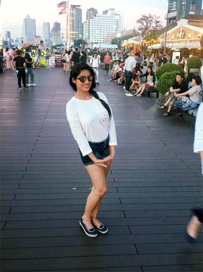 देखें पति के साथ एनि‍वर्सरी मना रही संध्या बींदणी की तस्वीरें