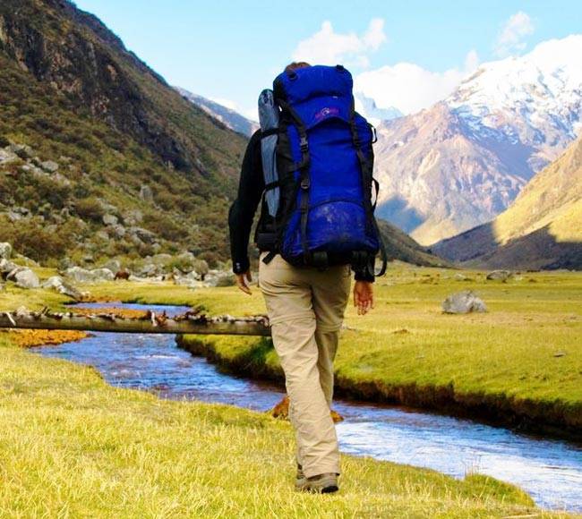 5 टिप्स ट्रेकि‍ंग का फुल मजा लेने के...