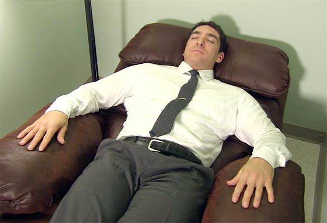 तभी बुजुर्गों ने समझाया है एक चुप सौ सुख का फंडा !