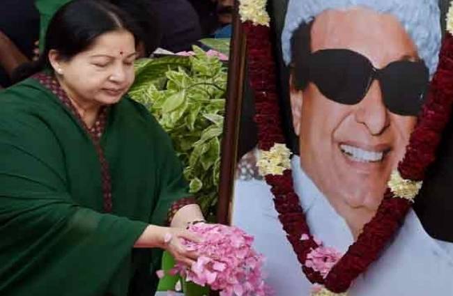 तमिलनाडु की मुख्यमंत्री जयलललिता का राजनीतिक सफर, देखें तस्वीरों में...