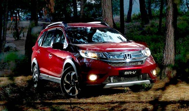तस्वीरों में देखें होंडा की नई एसयूवी BR-V की खासियतें