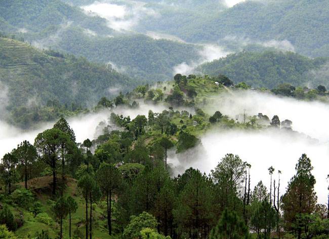 इन जगहों का तापमान 25 ड‍िग्री से ऊपर नहीं जाता...