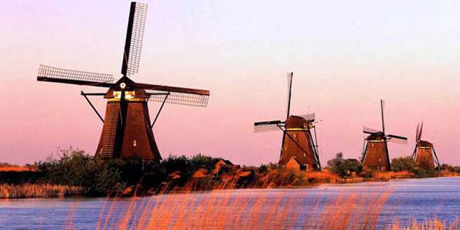 मुफ्त में करें दुनिया की इन मशहूर जगहों की सैर