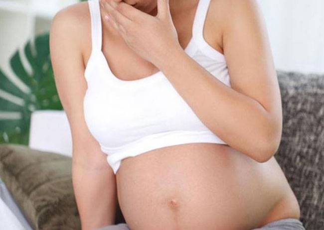 प्रेग्नेंसी में कम लें चाय-कॉफी क्योंकि...