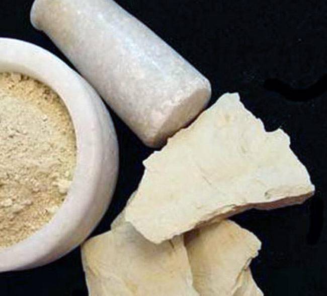 कभी सोचा है, आलू आपको कितना सुंदर बना सकता है