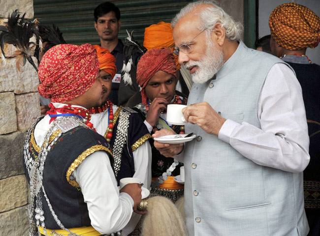 जब मेघालय में PM मोदी ने बजाया नगाड़ा