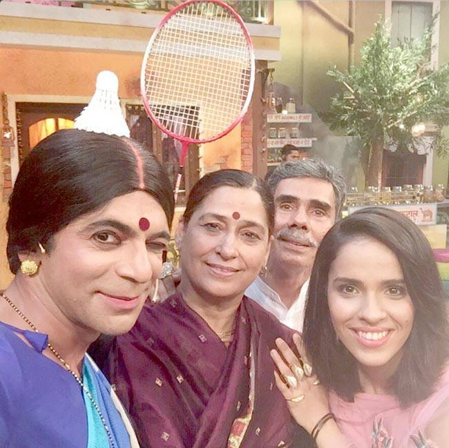 जब कपिल शर्मा ने सायना के साथ खेला बैडमिंटन...