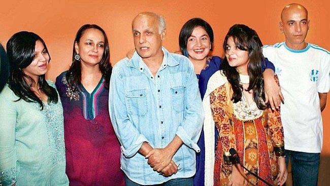 इन स्टार स्टेप मॉम्स का अपने सौतेले बच्चों से है अनोखा बंधन...