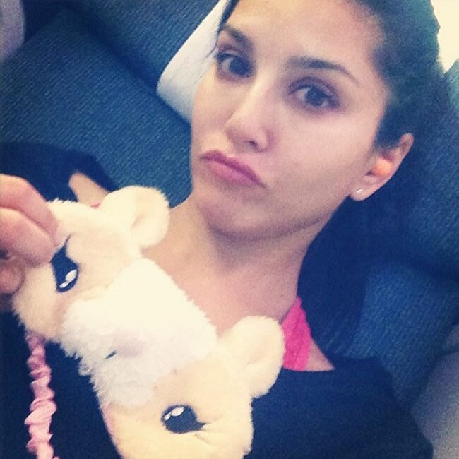 Happy B'day सनी लियोन