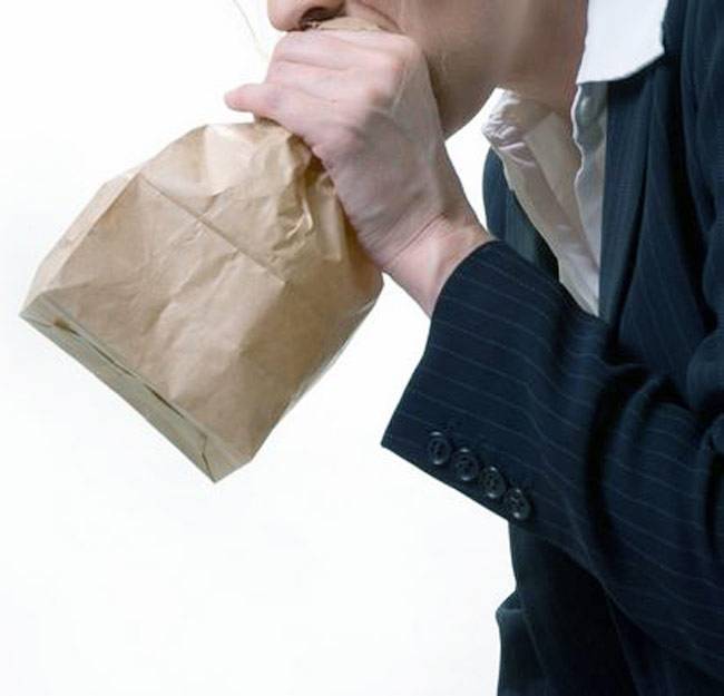 हिचकी आने पर आपको क्या करना चाहिए...