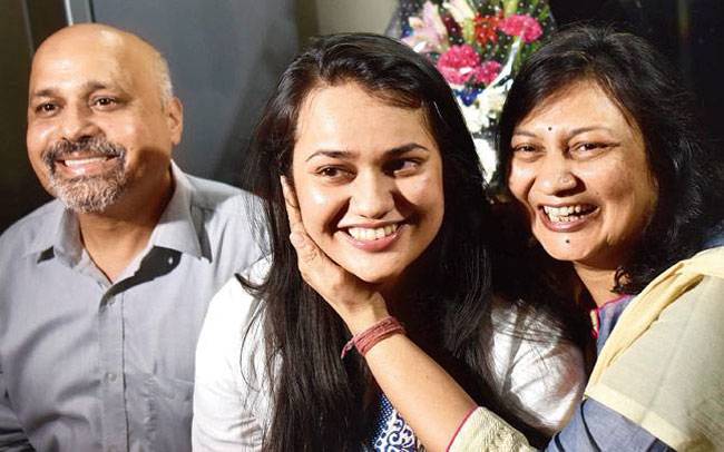 UPSC पास करने वालों की हर कहानी में छिपी है प्रेरणा