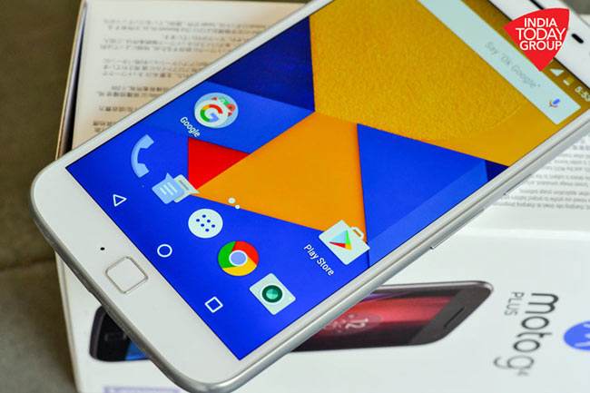 तस्वीरों में देखें Moto G4 Plus की खासियत