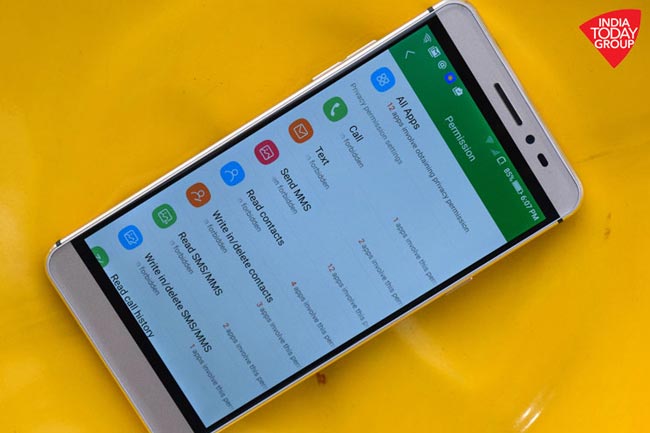 इस स्मार्टफोन में चला सकेंगे दो व्हाट्सएप अकाउंट...