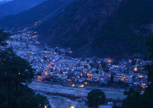 यहां दिखेंगे आपको हिमालय की वादियों के ये खूबसूरत नजारे