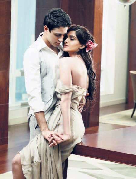 Happy Birthday: बिंदास सोनम कपूर का 'फिल्‍मी सफरनामा'