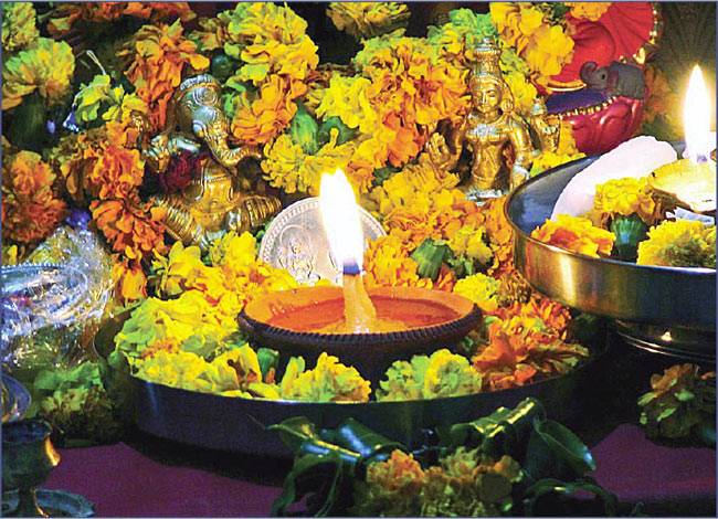 सुख-शांति के लिए गुरुवार को केले के पेड़ पर क्या चढ़ाएं...