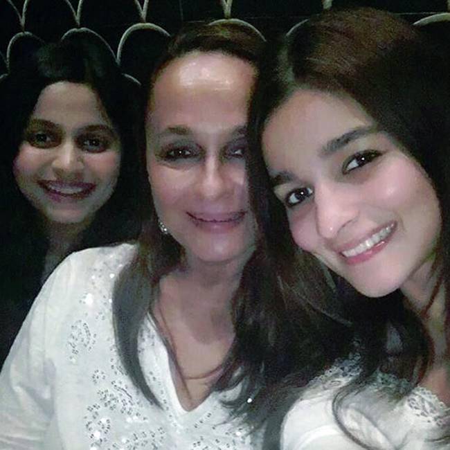 रितेश-जेनेलिया से लेकर अर्जुन-धोनी तक इंस्टाग्राम पर छाए सितारे