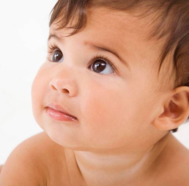 आपके नन्हे-मुन्ने के लिए खतरा है तकिया!