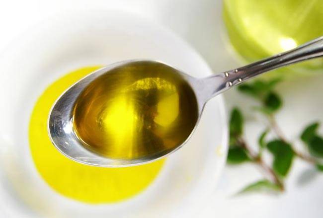 अगर मेकअप आपकी त्वचा को खराब कर रहा है तो...