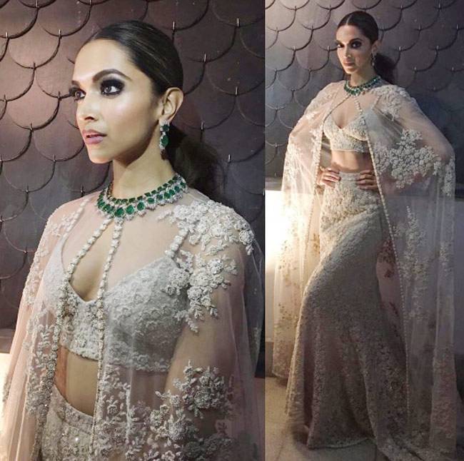 IIFA में दीपिका का लुक देख आप कहेंगे WOW !!