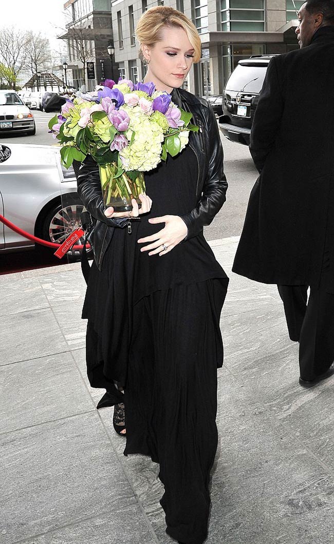 लेस्बियन भी हैं ये हॉलीवुड की 10 हसीनाएं